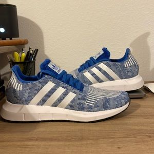 Adidas Mens Size 9 Tennis Shoes (Blue and White)